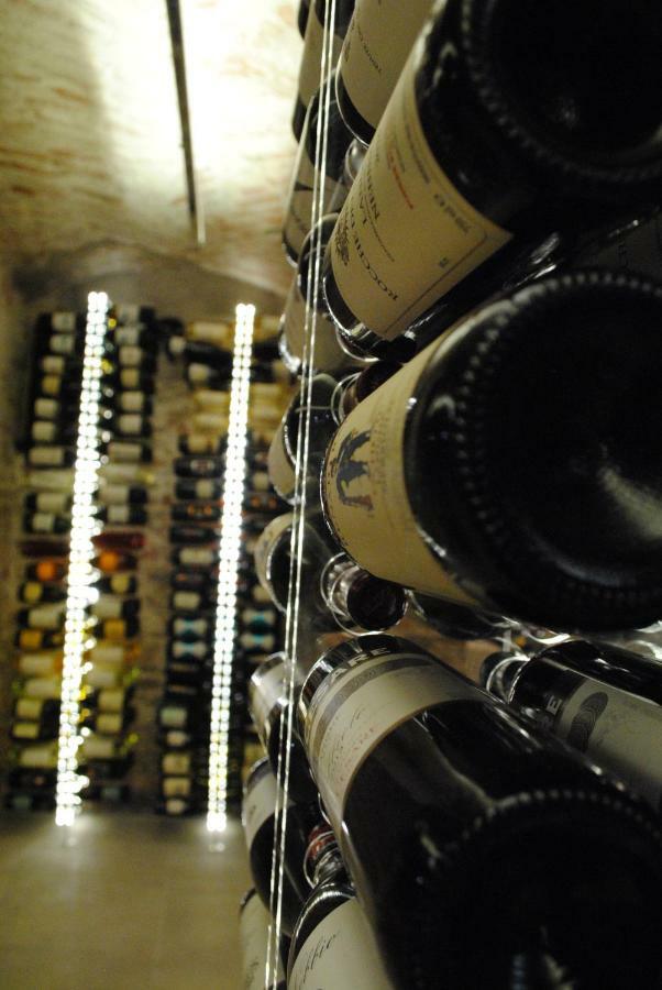 Vinoteca La Sacrestia Alba (Piedmont) Exterior foto